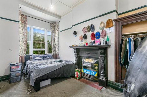 Photo of property in 74 Heriot Row, North Dunedin, Dunedin, 9016