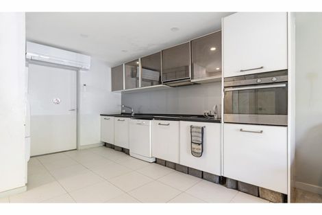 Photo of property in 156 Maunsell Road, Port Waikato, Tuakau, 2695