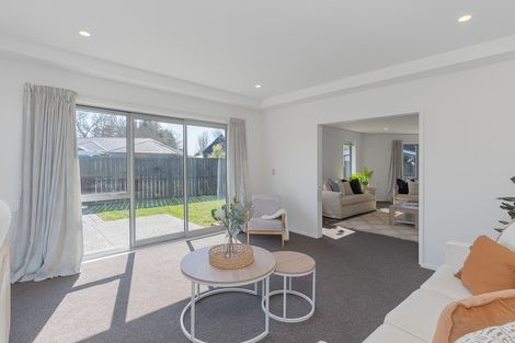 Photo of property in 37 Dunlops Crescent, Bottle Lake, Christchurch, 8083