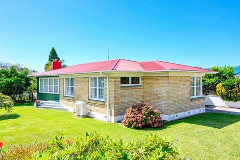 Photo of property in 16 Riverside Drive, Whakatane, 3120
