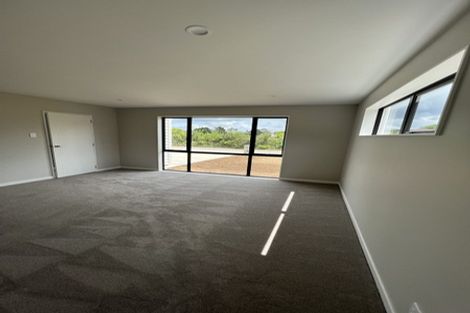 Photo of property in 8 Springhill Lane, Sunnyvale, Auckland, 0612