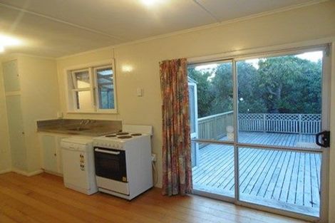 Photo of property in 33 Jillett Street, Titahi Bay, Porirua, 5022