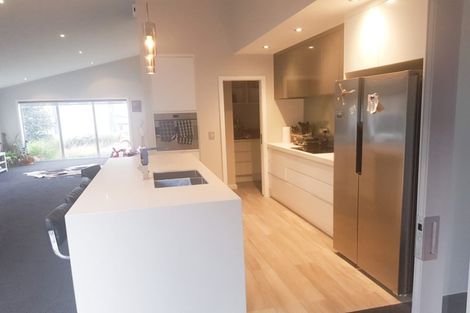 Photo of property in 62 Caldera Drive, Long Bay, Auckland, 0630