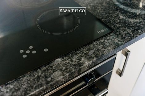 Photo of property in 185 Mahia Road, Wattle Downs, Auckland, 2103