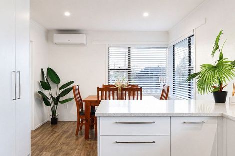 Photo of property in 56 Braid Road, St Andrews, Hamilton, 3200