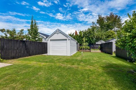 Photo of property in 1/33 Searells Road, Strowan, Christchurch, 8052