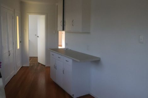 Photo of property in 49 Stewart Drive, Newlands, Wellington, 6037