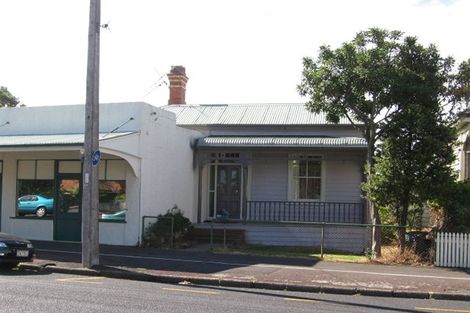 Photo of property in 116 Calliope Road, Stanley Point, Auckland, 0624