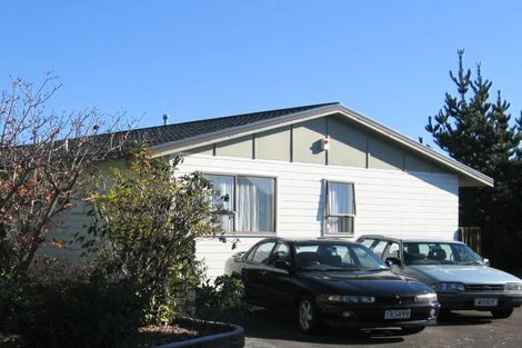 Photo of property in 12 Greenwich Grove, Stokes Valley, Lower Hutt, 5019