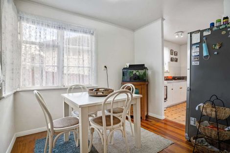 Photo of property in 8 Tui Crescent, Manurewa, Auckland, 2102