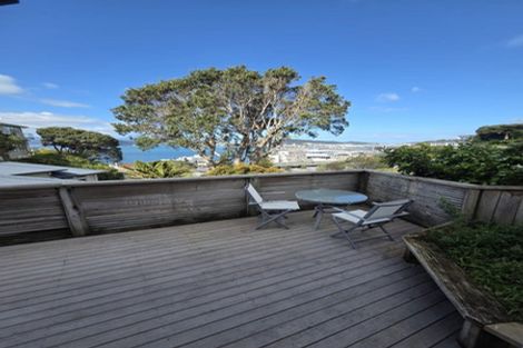Photo of property in 102 Barnard Street, Wadestown, Wellington, 6012
