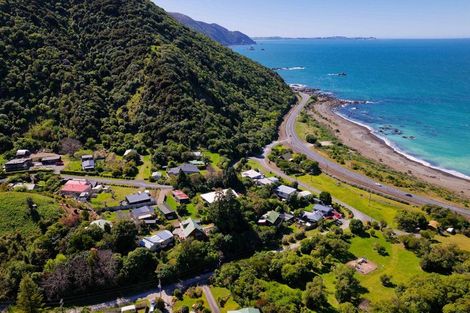 Photo of property in 6 Valley Road, Goose Bay, Kaikoura, 7374