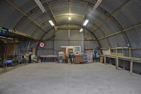 Photo of property in 261 Otaua Road, Otaua, Waiuku, 2682