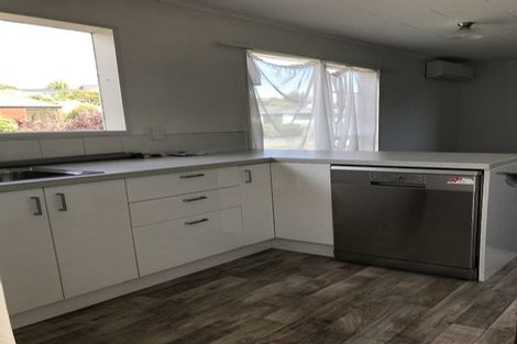 Photo of property in 4a Beauly Grove, Papakowhai, Porirua, 5024