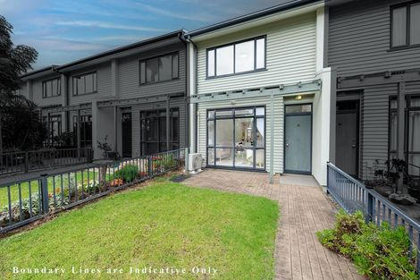 Photo of property in 88/2 Armoy Drive, East Tamaki, Auckland, 2016