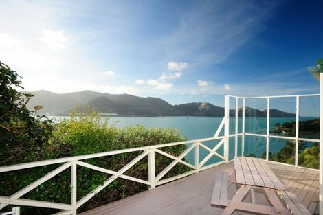 Photo of property in 7a Ranui Crescent, Diamond Harbour, Lyttelton, 8971