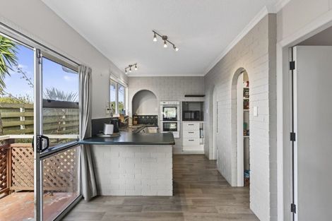 Photo of property in 61 Clawton Street, Westown, New Plymouth, 4310