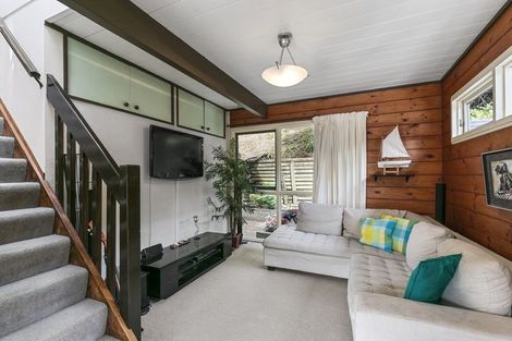 Photo of property in 9 Goddard Grove, Churton Park, Wellington, 6037