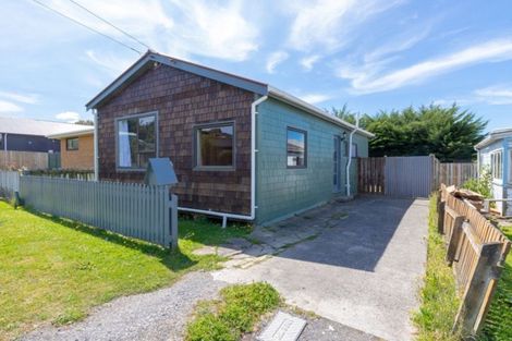 Photo of property in 7 Pearse Street, Brighton, Dunedin, 9035