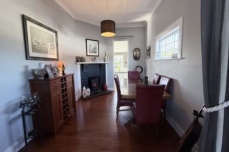 Photo of property in 35 Birkdale Road, Birkdale, Auckland, 0626