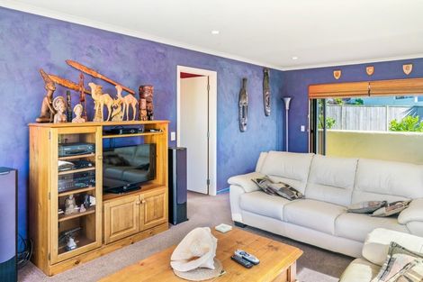 Photo of property in 14 Coral Court, Gulf Harbour, Whangaparaoa, 0930