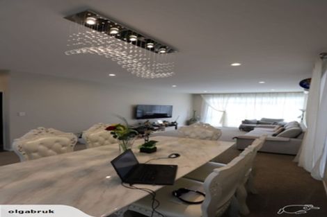 Photo of property in 48 Battalion Drive, Papakura, 2110