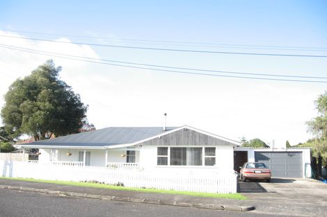 Photo of property in 1 Kelvyn Grove, Hillpark, Auckland, 2102