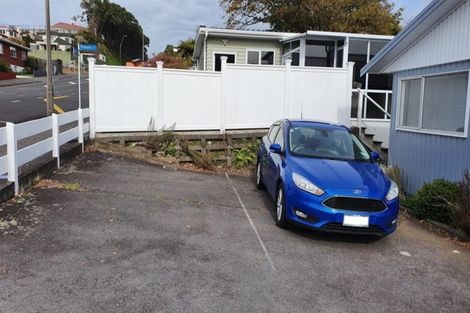 Photo of property in 76b Eliot Street, New Plymouth, 4310