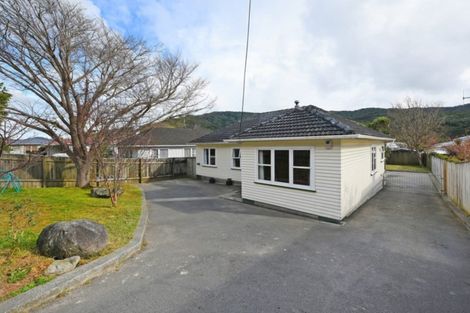 Photo of property in 60 Coast Road, Wainuiomata, Lower Hutt, 5014