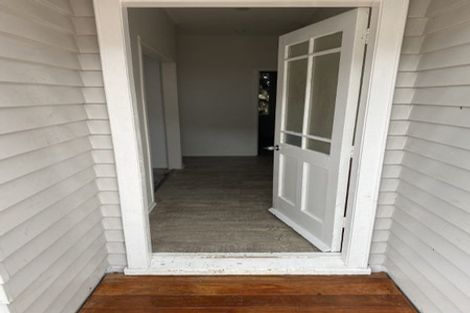 Photo of property in 34b Toru Street, Te Atatu Peninsula, Auckland, 0610