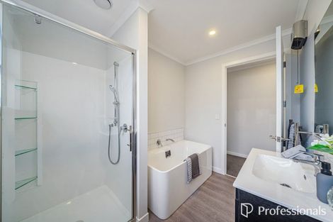 Photo of property in 6 Tarata Lane, Avalon, Lower Hutt, 5011