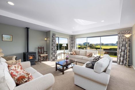 Photo of property in 140 Johns Road, Rangiora, 7400