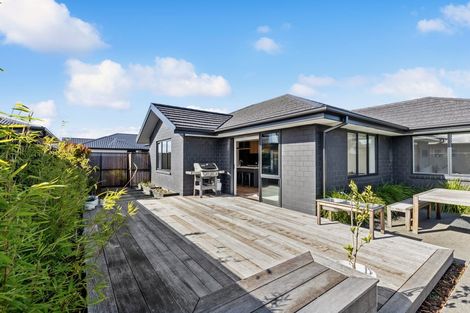 Photo of property in 17 Helen Place, Halswell, Christchurch, 8025