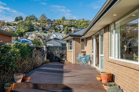 Photo of property in 103 Centaurus Road, Huntsbury, Christchurch, 8022