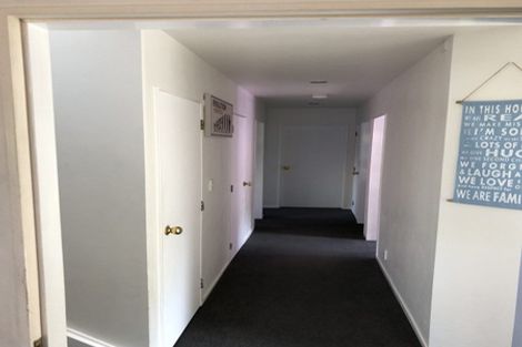 Photo of property in 30 Ronald Woolf Place, Churton Park, Wellington, 6037