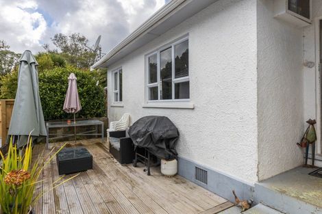 Photo of property in 129 Govett Avenue, Frankleigh Park, New Plymouth, 4310