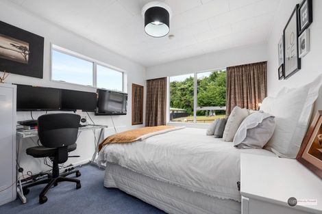 Photo of property in 208b Major Drive, Kelson, Lower Hutt, 5010