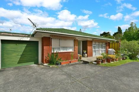 Photo of property in 1/85 Velma Road, Hillcrest, Auckland, 0627