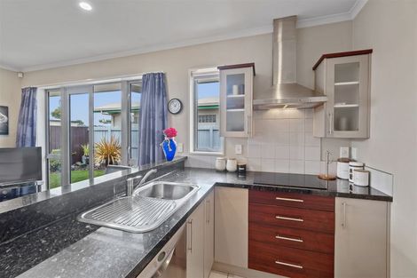 Photo of property in 3/194 Waimairi Road, Ilam, Christchurch, 8041