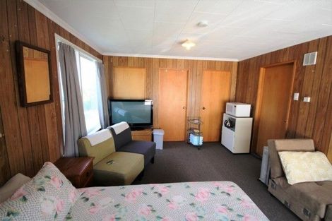 Photo of property in 50 Salmond Street, Halfway Bush, Dunedin, 9010