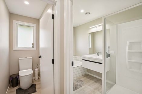 Photo of property in 8 Lakefield Close, Kingston, Athol, 9793