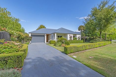 Photo of property in 30 Oakden Drive, Darfield, 7510