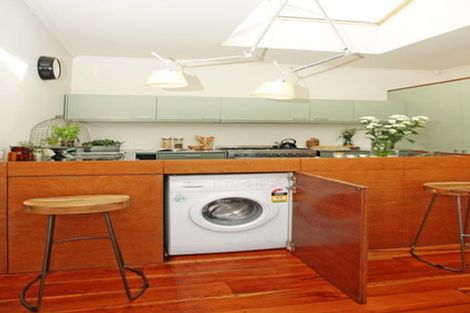Photo of property in 11 Mortimer Terrace, Aro Valley, Wellington, 6021