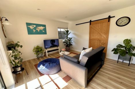 Photo of property in 2/160a Bayswater Avenue, Bayswater, Auckland, 0622