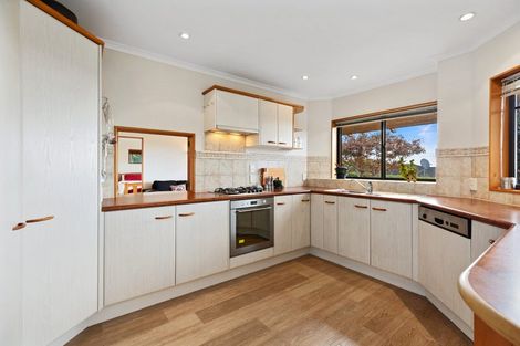 Photo of property in 12 Bayvista Close, Welcome Bay, Tauranga, 3112