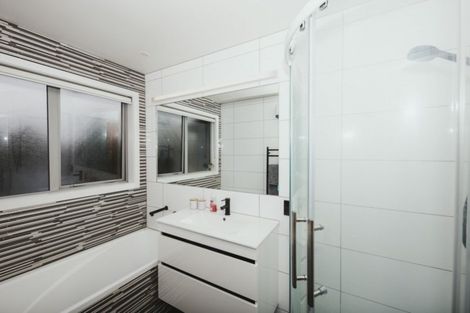 Photo of property in 122 Ashworth Street, Alexandra, 9320