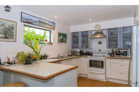 Photo of property in 3/12 Herons Way, Northcote, Auckland, 0627