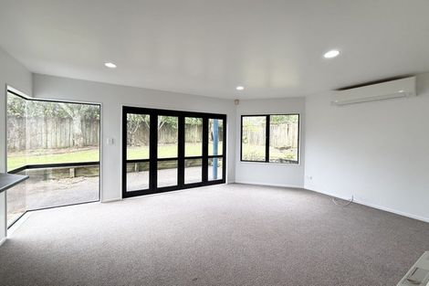 Photo of property in 6 Lucas Way, Albany, Auckland, 0632