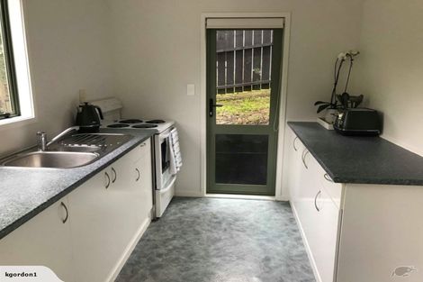 Photo of property in 29a Woodglen Road, Glen Eden, Auckland, 0602