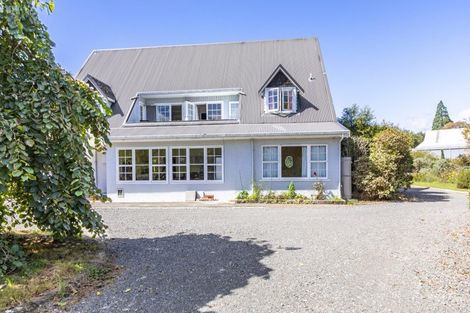 Photo of property in 11 Cook Street, Waipukurau, 4200